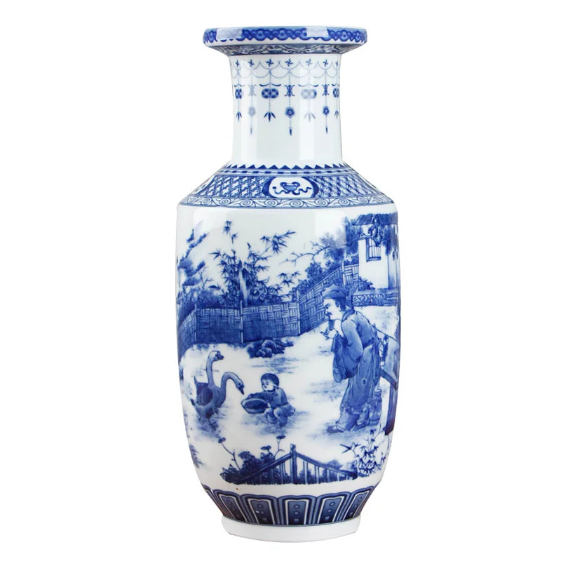 Classic Chinese Blue and White Ceramic Vase Antique Tabletop Porcelain Flower Vase For Hotel Dining Room Decoration